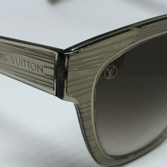 100%Authentic Louis Vuitton Epi Audrey Metallic 53 - Picture 9 of 11